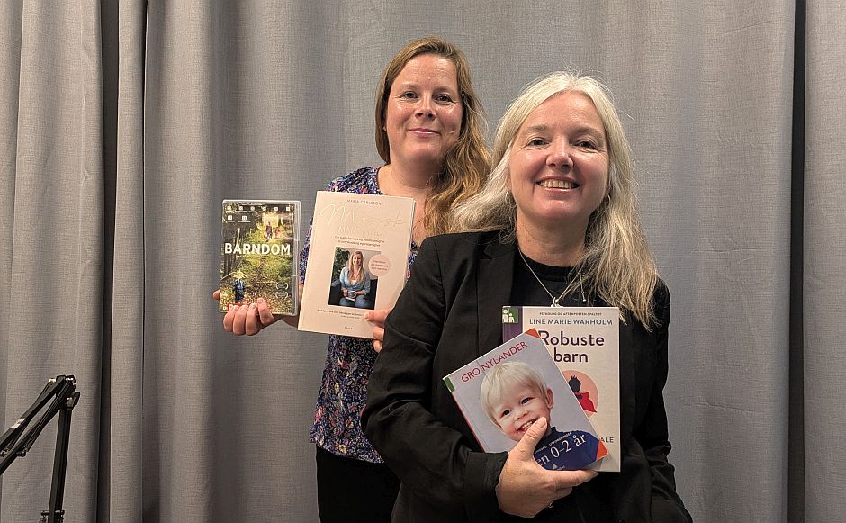 Linn-Therese Johansen Ognedal og Nina Bachke holder bøker om barneoppdragelse