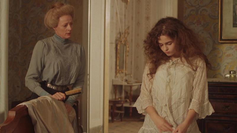 Maggie Smith og Helena Bonham Carter i Et rom med utsikt