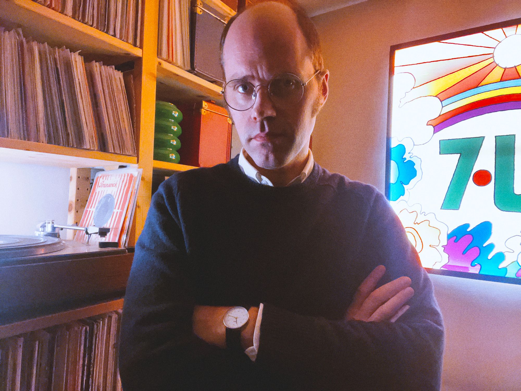 Peder Bernhardt - Rhythm & brus: Det er mere boycave enn mancave altså. Singlene er unge menneskers format, men det er stort sett gamle menn som samler på dem, haha.