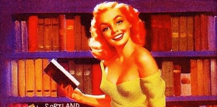 Bokcover Ho tok av seg blusen og sa ho var bibliotekar av Bjørn Sortland