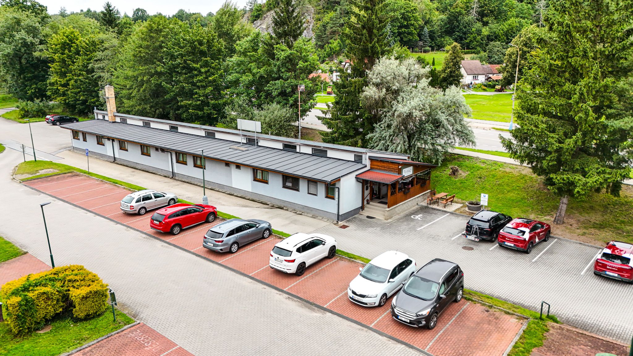 Prodej ubytovacího zařízení 433m2, pozemek 597 m2