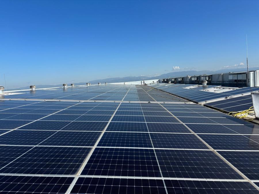 limpieza-modulos-instalacion-autoconsumo