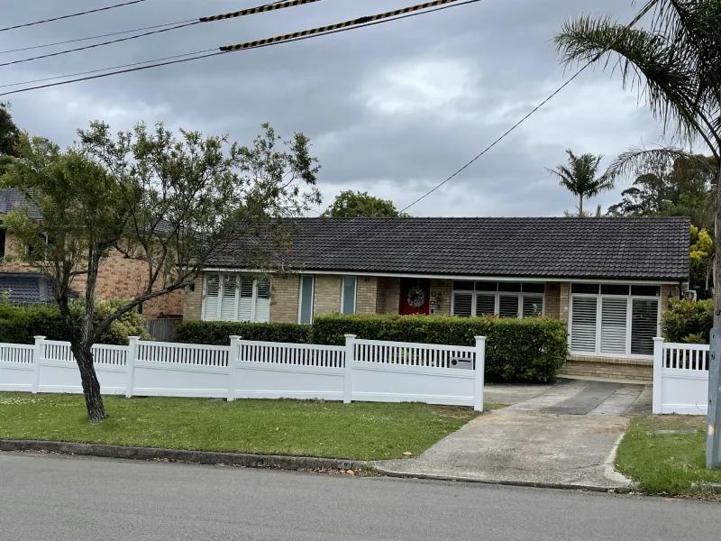 Caroline – Semi Privacy Fence