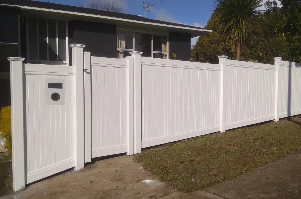 Matilda – Full Privacy Fence
