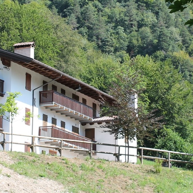 Avinal Casa