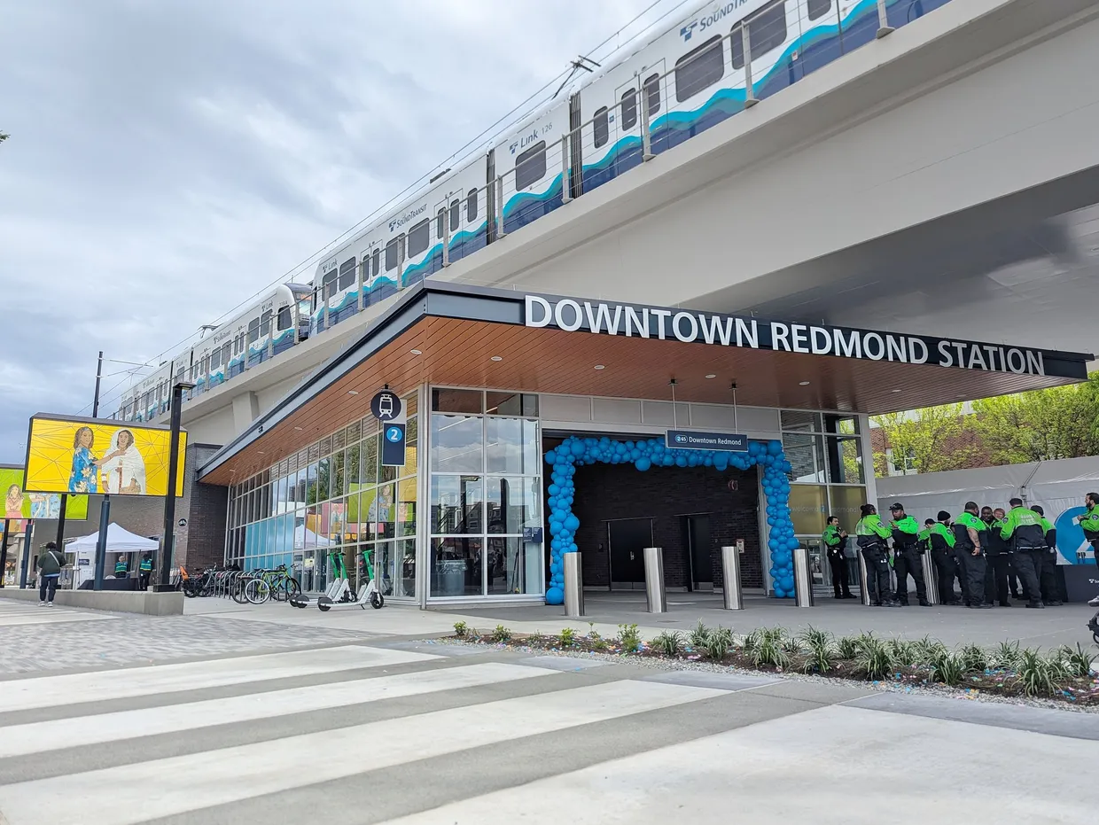 Link light rail train at Downtown Redmond Station