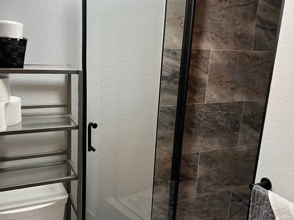 Marble-look tile bathroom