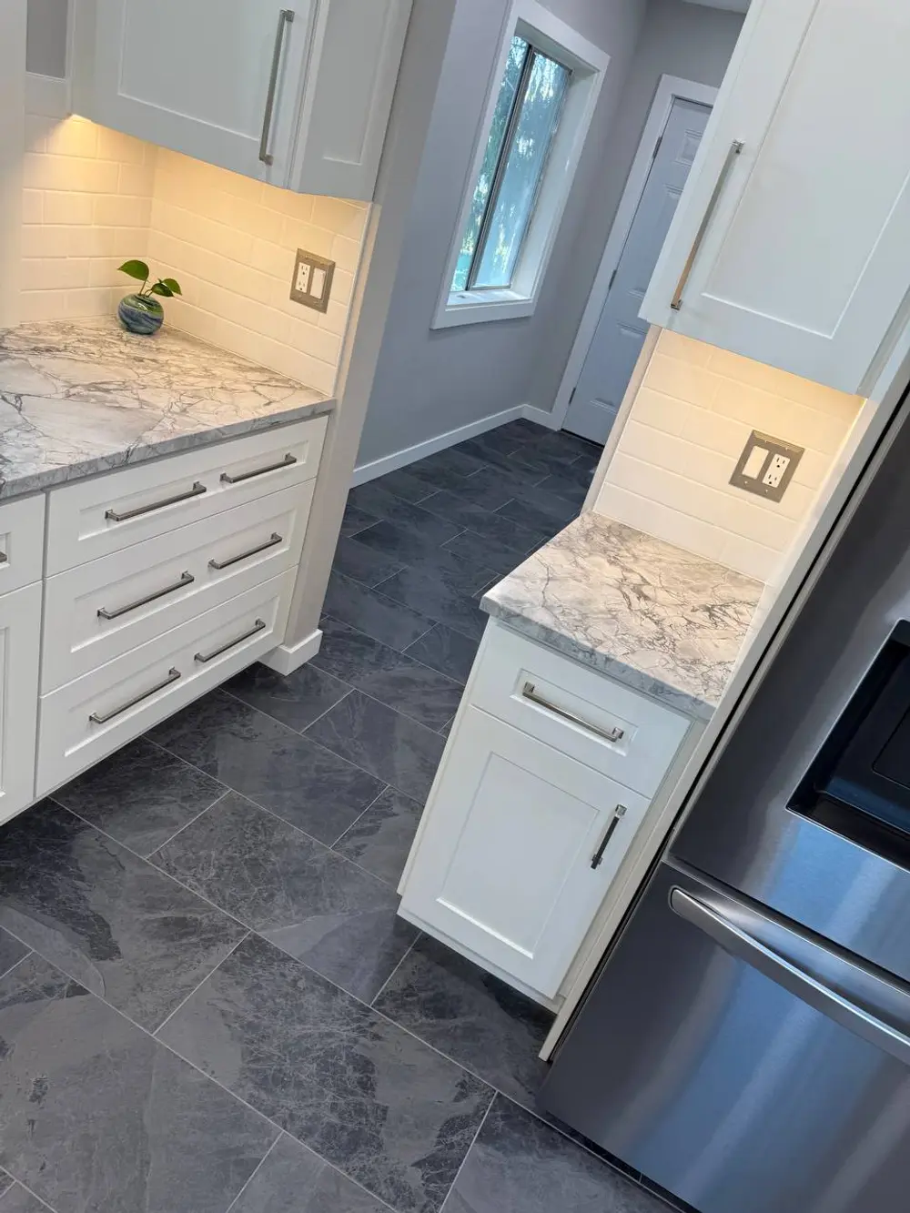 Complete Kitchen Remodel in South Seattle: Wall Removal, Peninsula, Heated Floors finished photo 4