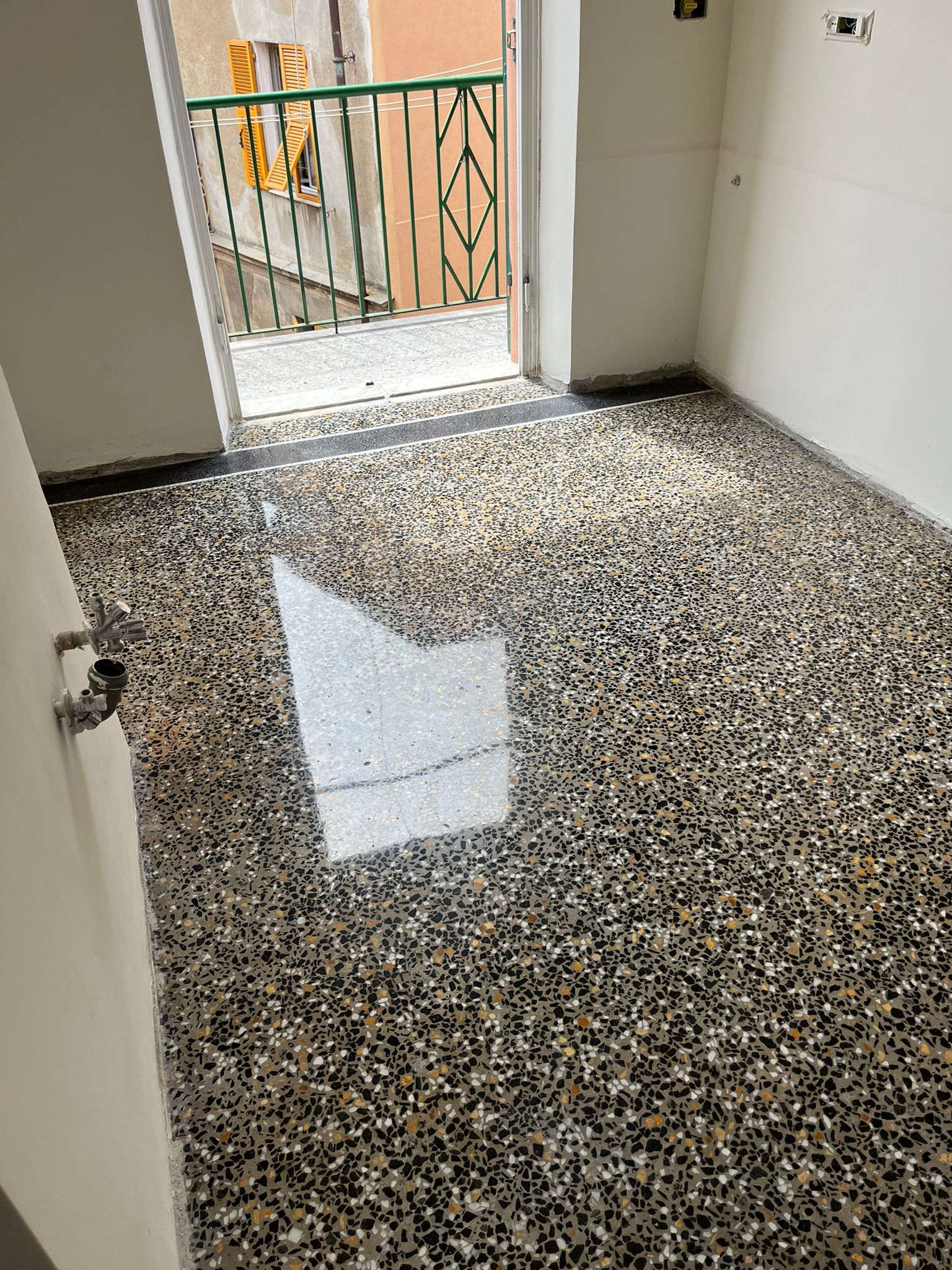 Lucidatura Via Caverio