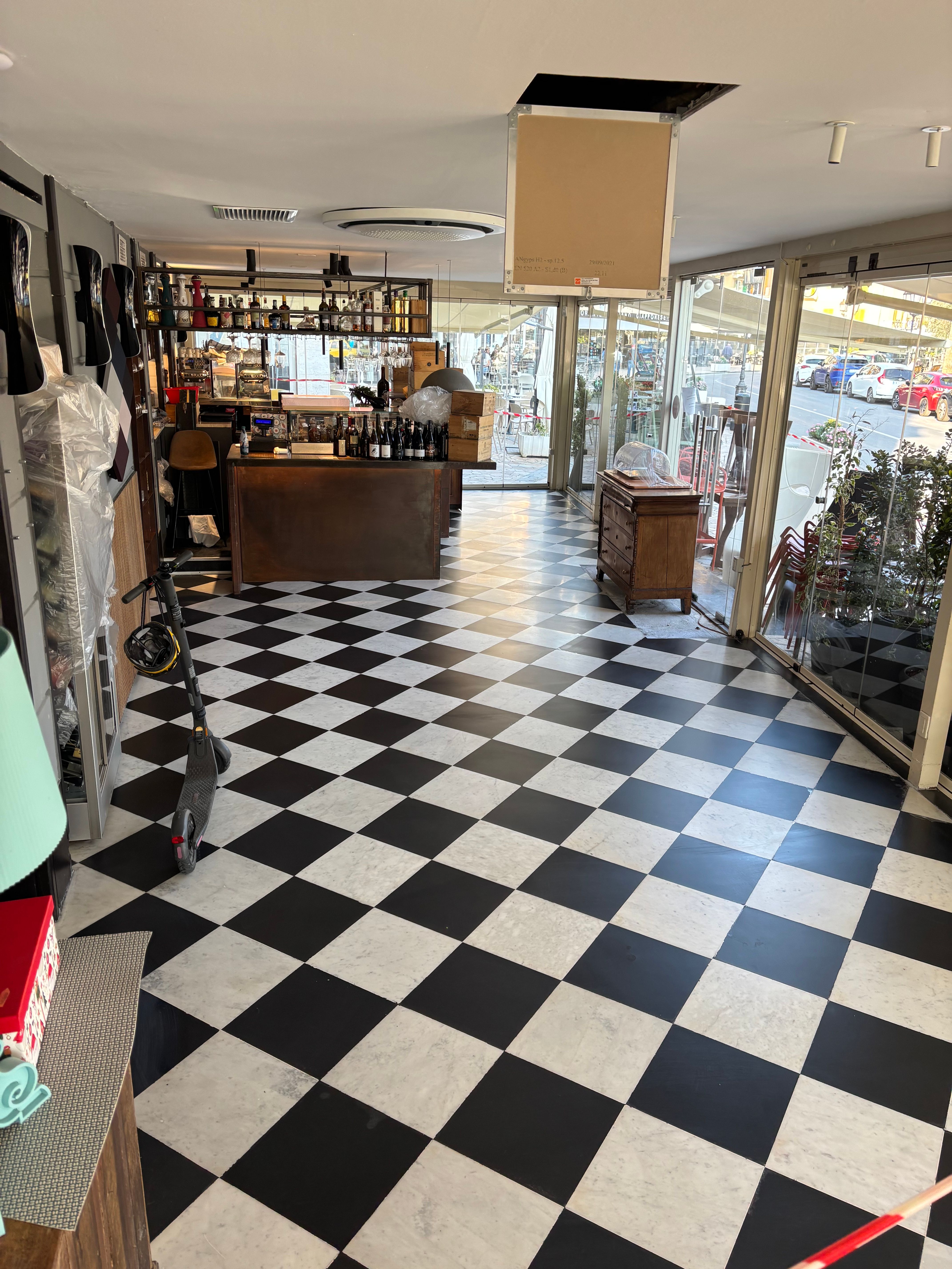 Lucidatura pavimento hotel