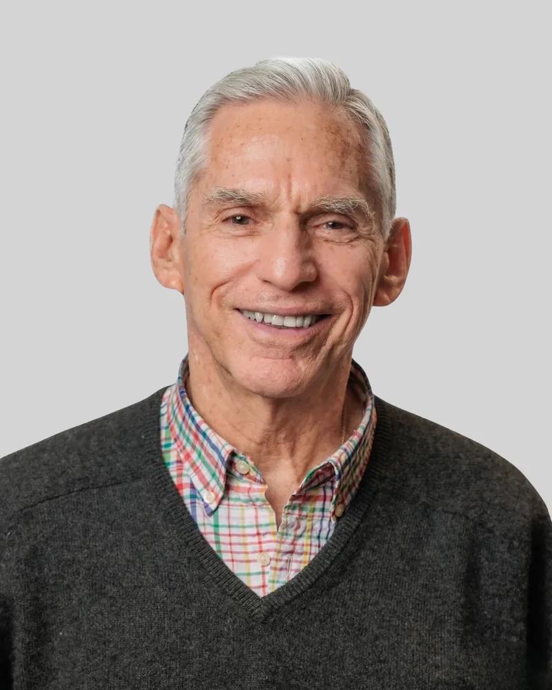 Mickey Fernández