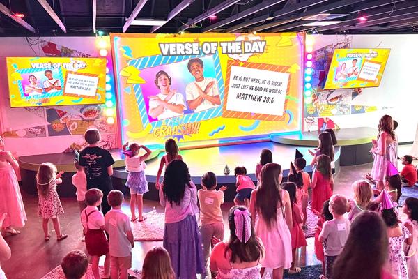 Kid Experience Online
