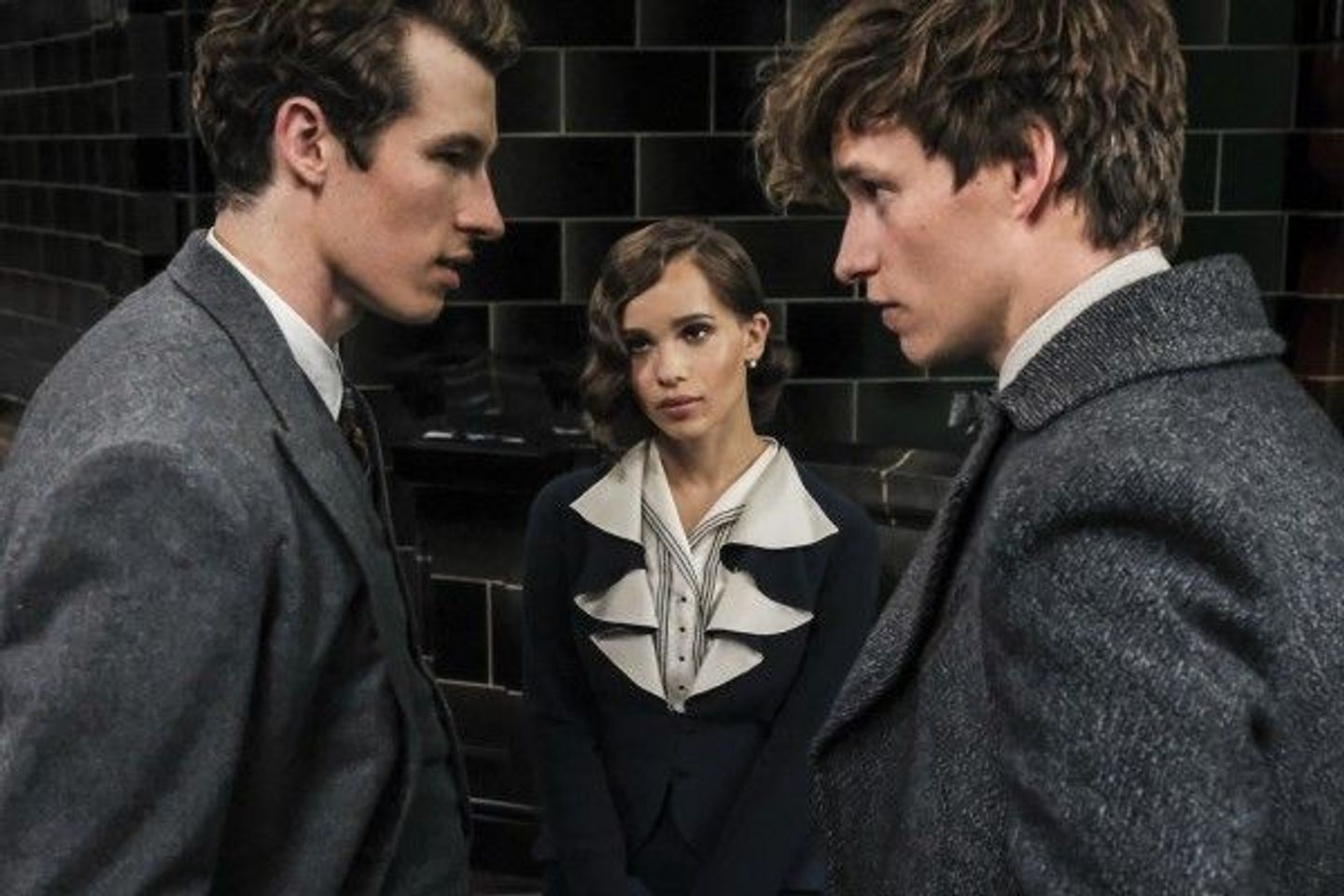 fantastic-beasts-the-crimes-of-grindelwald-newt-theseus-leta