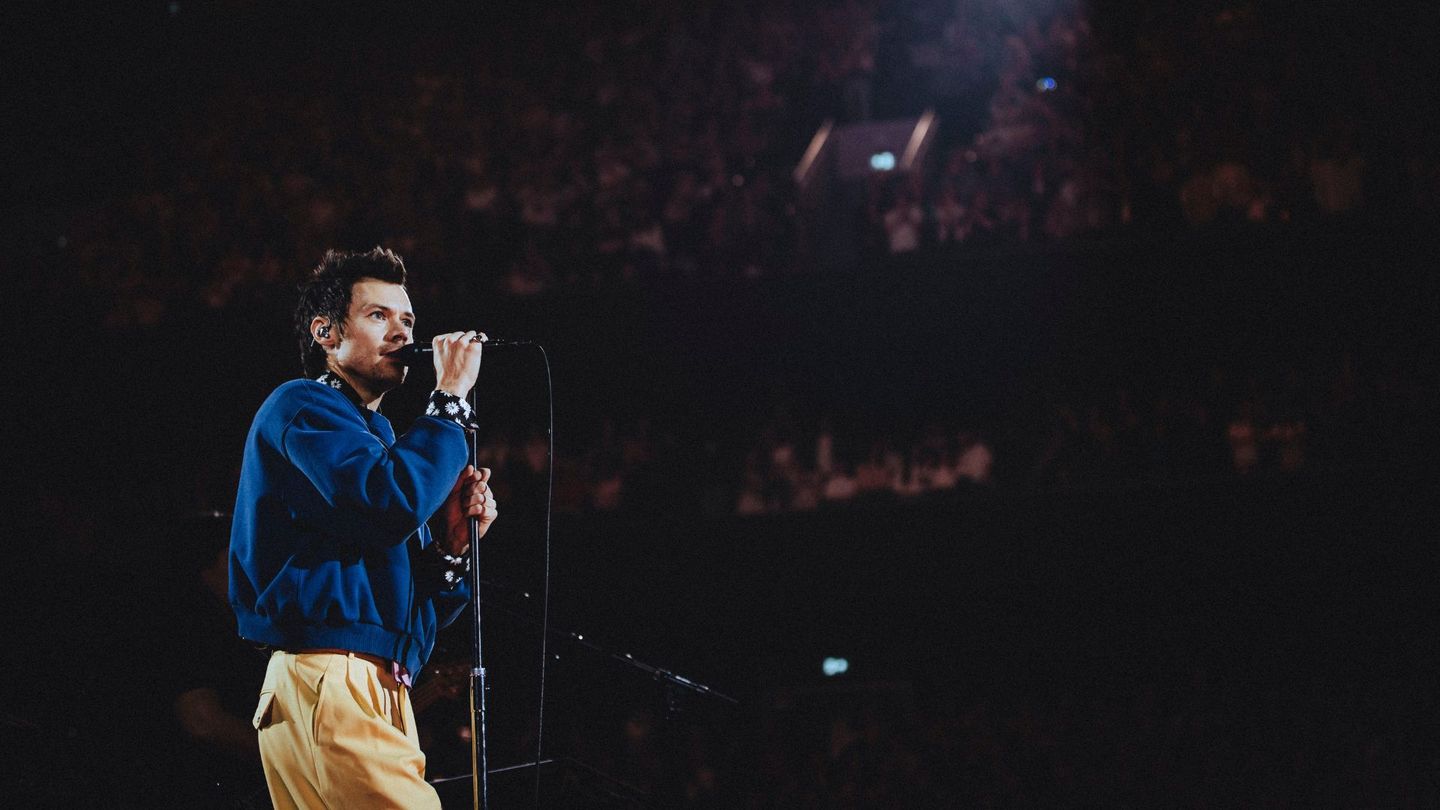 Harry Styles. One night in Manchester.