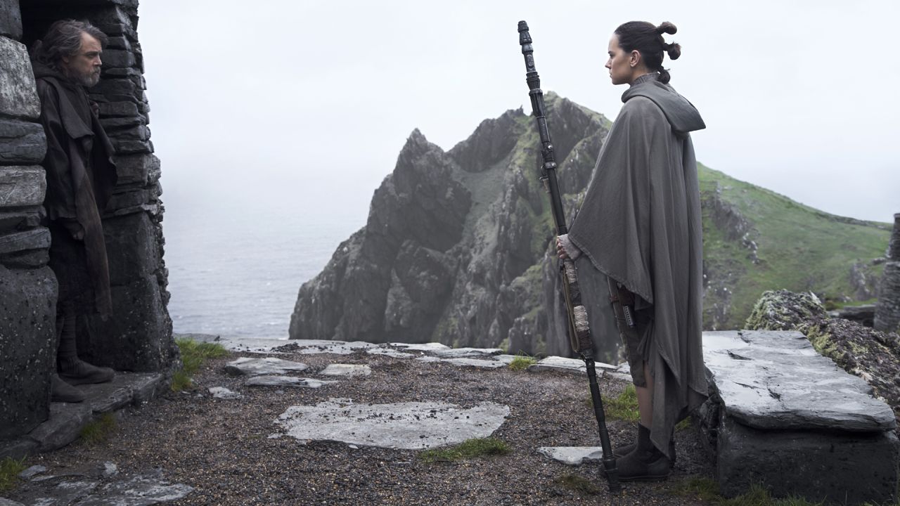 star-wars-the-last-jedi_v53_0.jpg