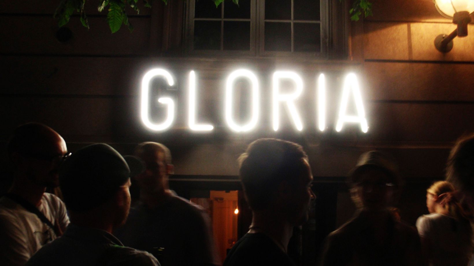 Gloria Biograf