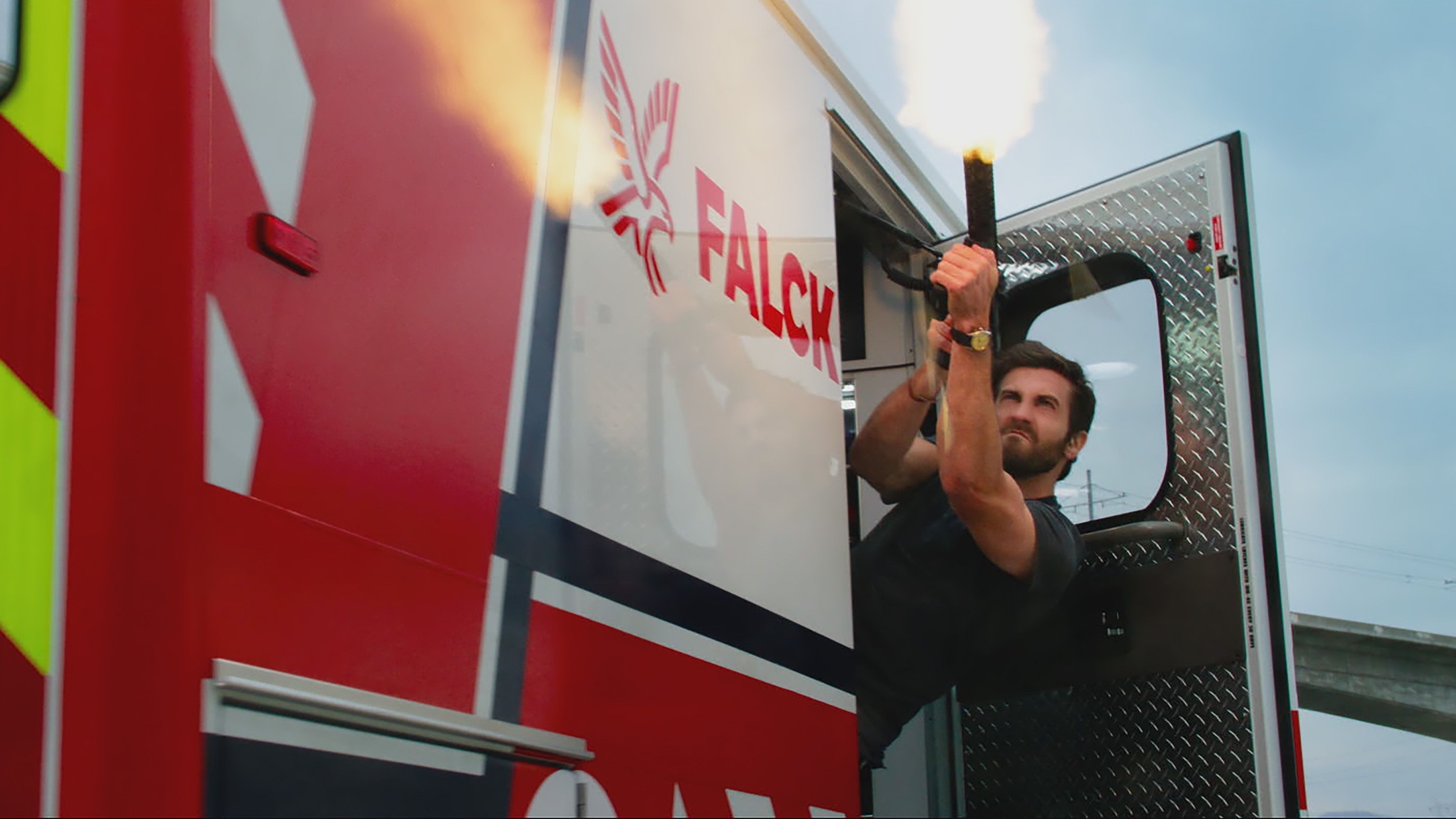 Jake Gyllenhaal / Ambulance / Falck