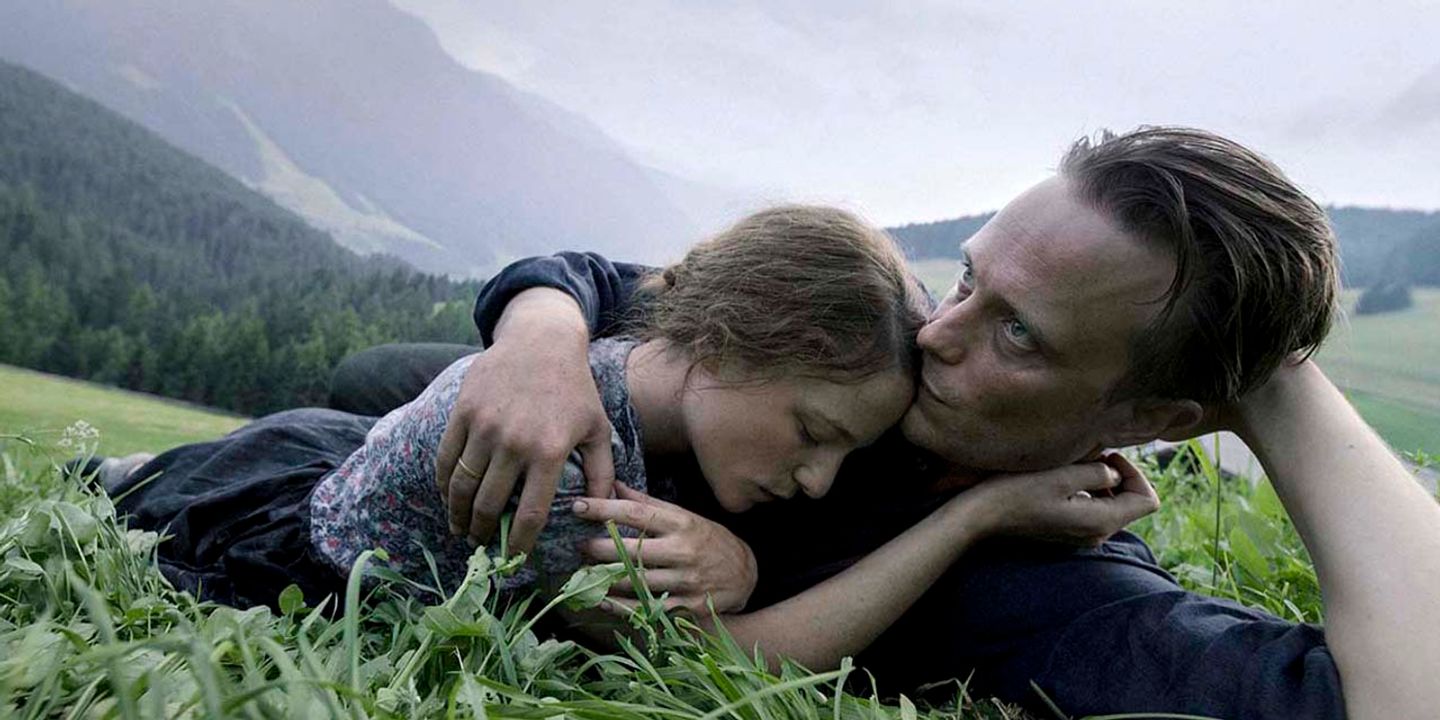 a_hidden_life-publicity_still-h_2019.jpg