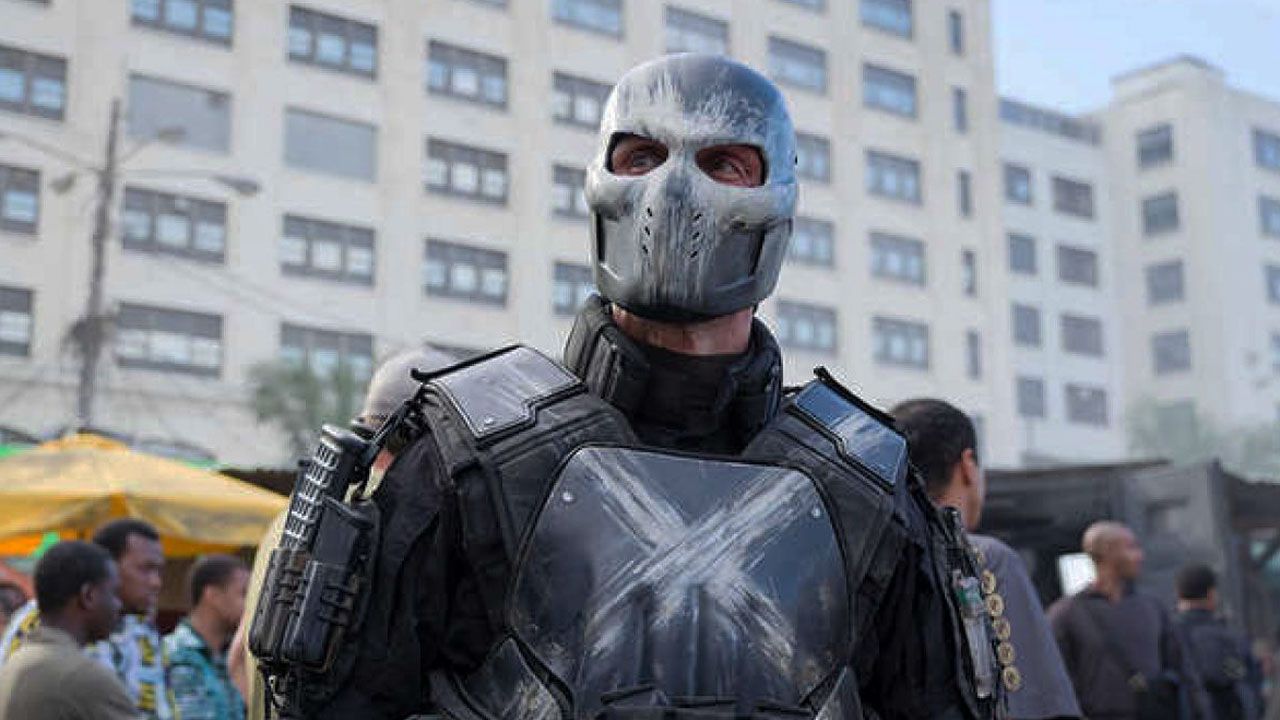 crossbones_3_1200_801_81_s.jpg