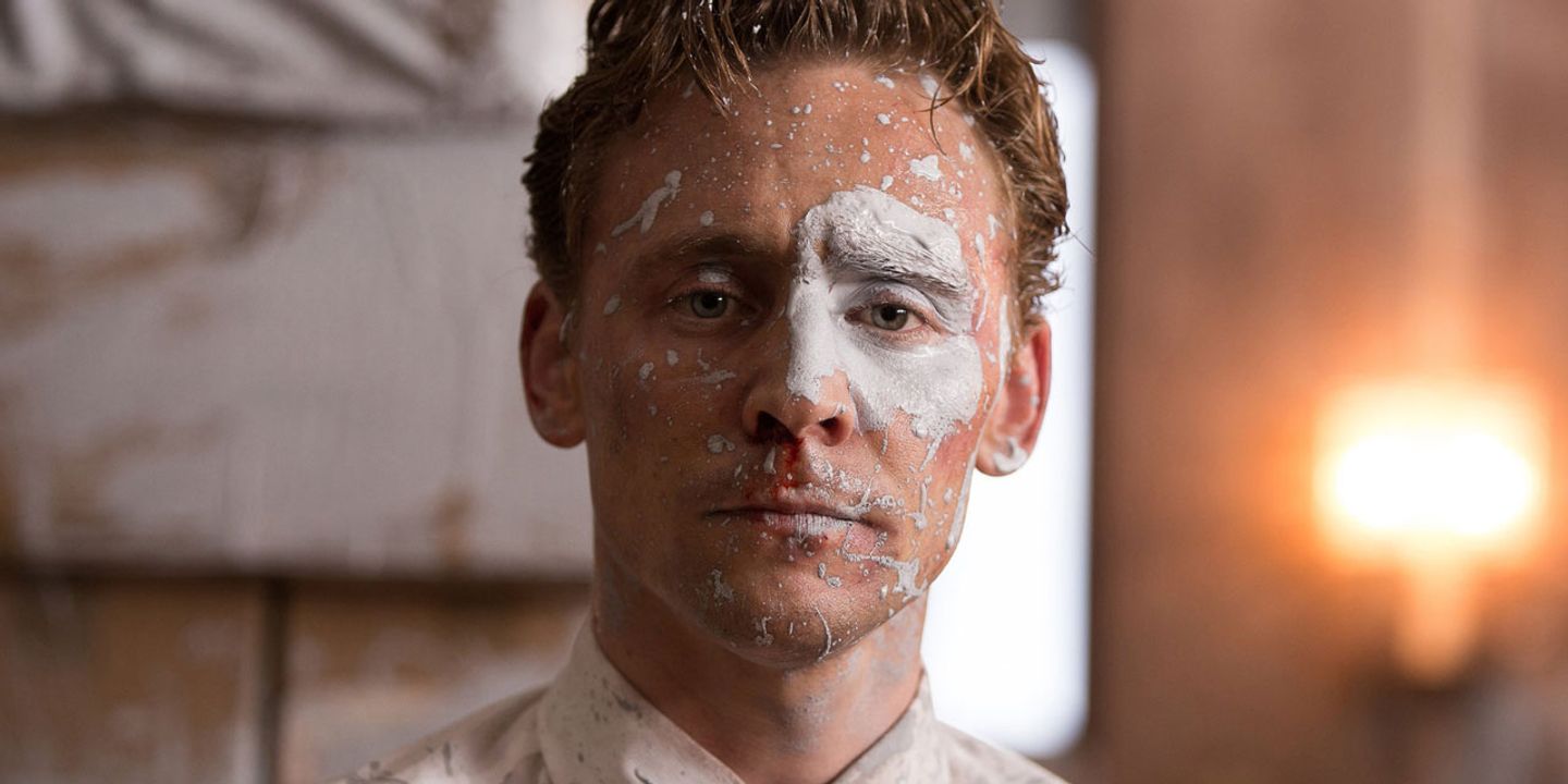 Tom Hiddleston i High Rise