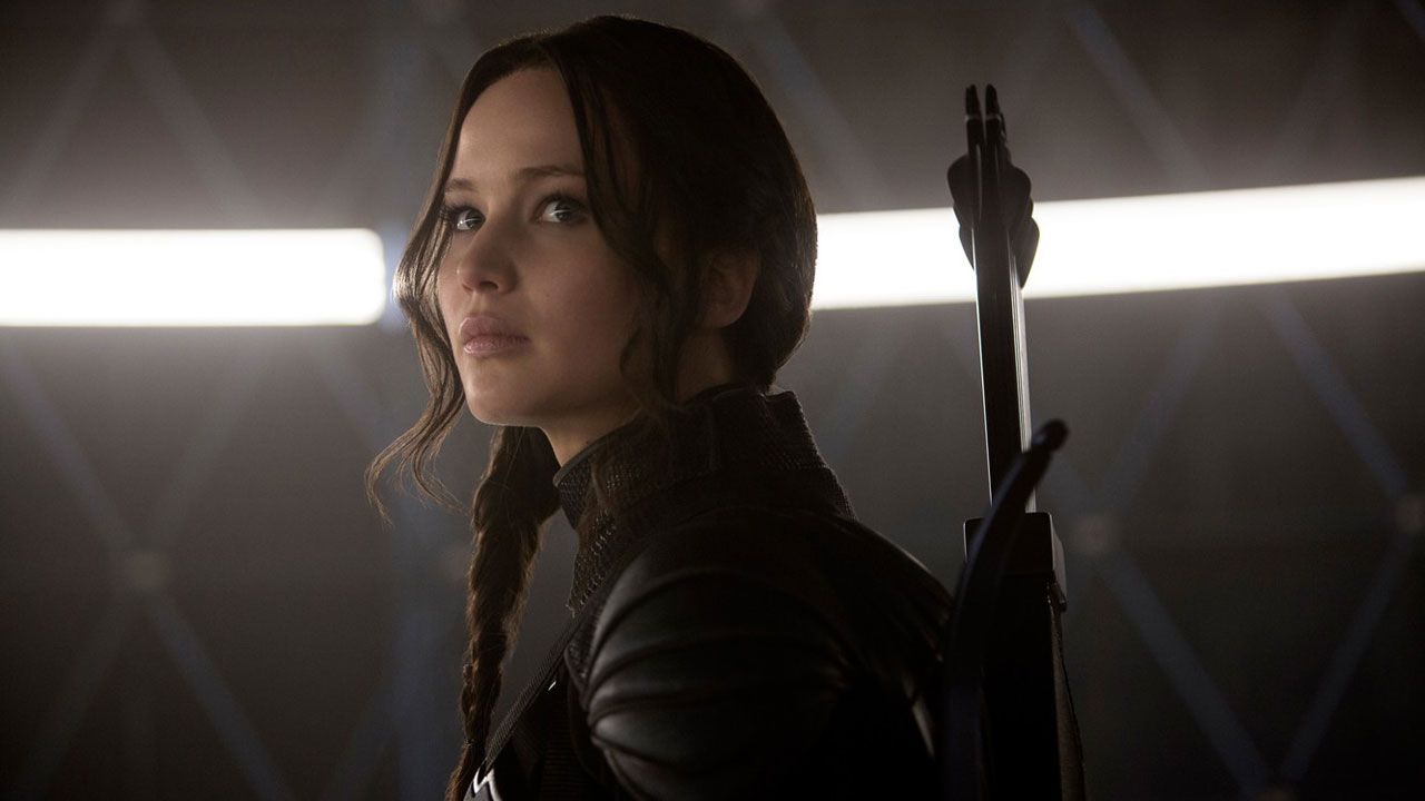jennifer-lawrence-golodnye-.jpg