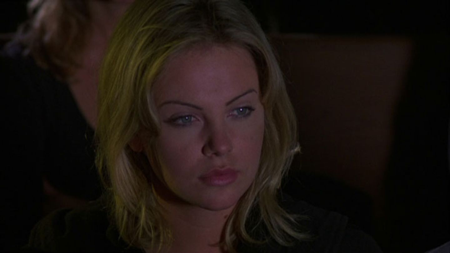 charlize_0.jpg