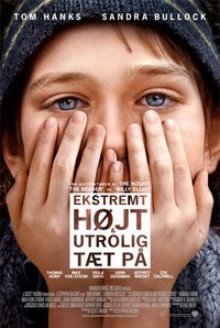 Plakat for 'Ekstremt højt og utrolig tæt på'