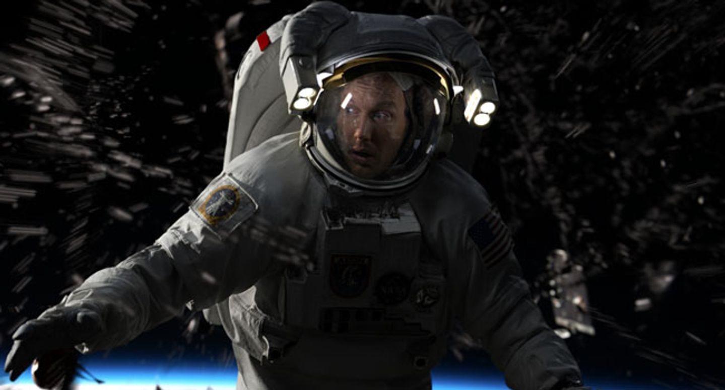 Moonfall / UIP