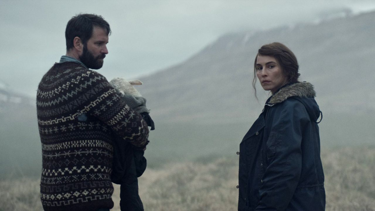 Lamb / Noomi Rapace