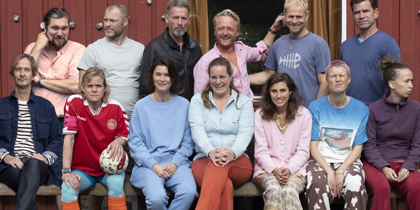 Ny stjernespækket dansk komedie vil få dig til at krumme tæer over pinlige forældre