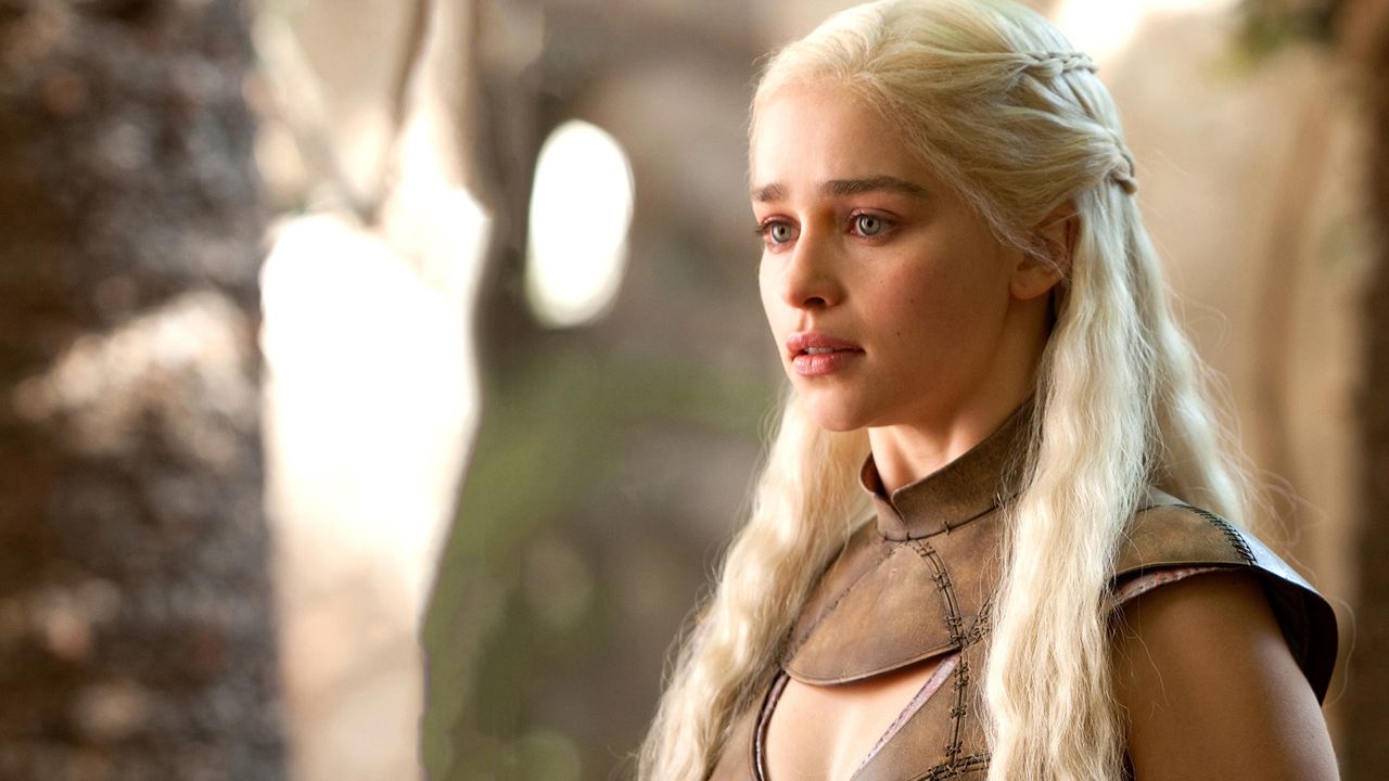 emiliaclarkesw.jpg