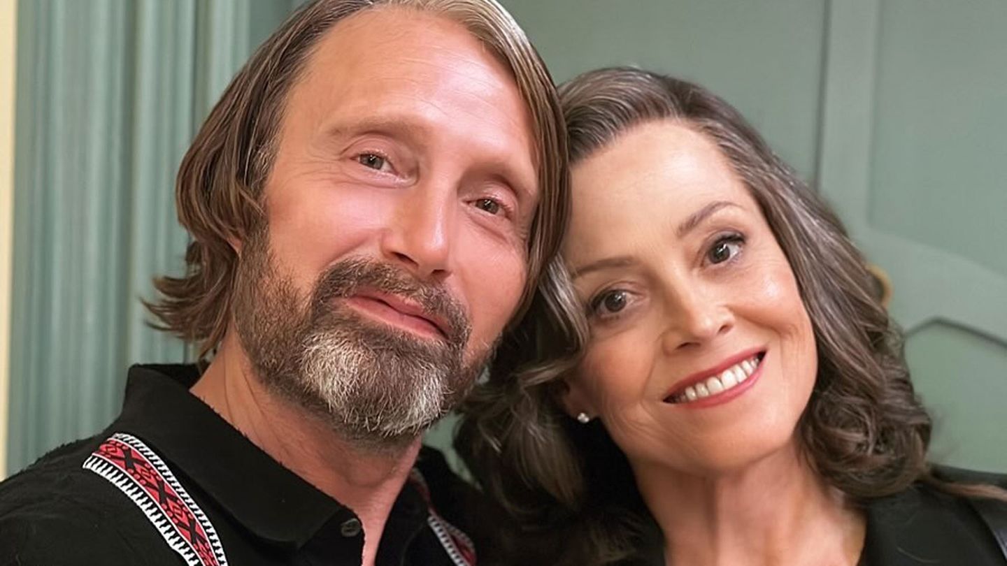 Mads Mikkelsen i 'Dust Bunny'