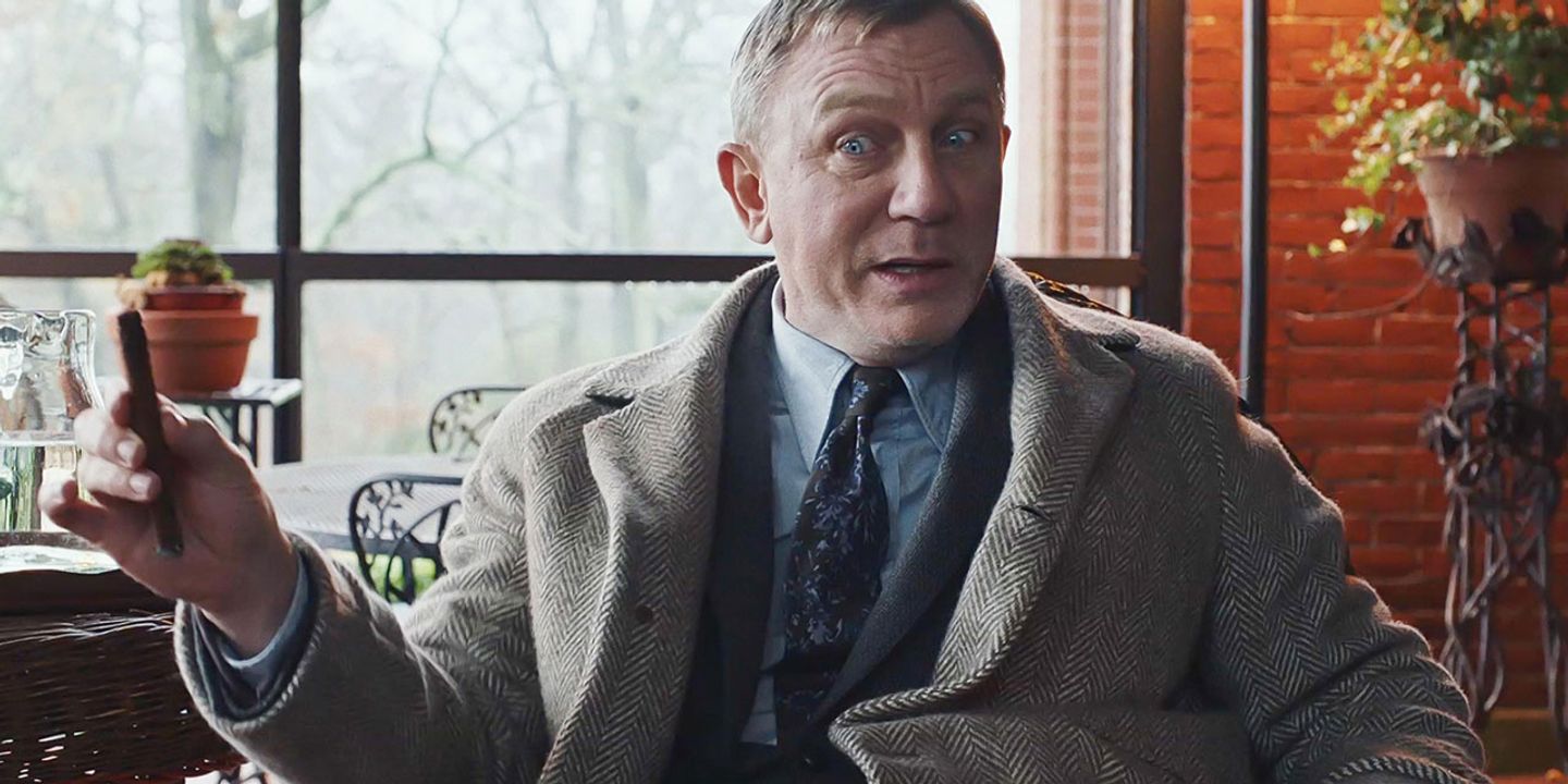 knivesout-danielcraig.jpg