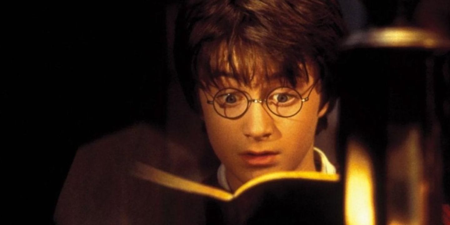 harry-potter-reading-book.jpg