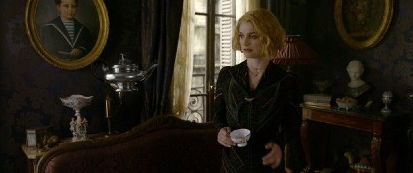 fantastic-beasts-the-crimes-of-grindelwald-queenie-alison-sudol