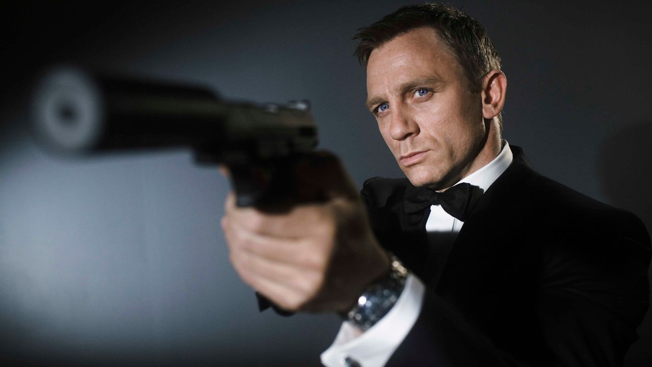 bond25title.jpg