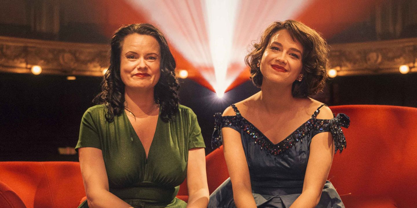 Foto fra venstre // Leonora Christina Skov & Frederikke Dahl Hansen