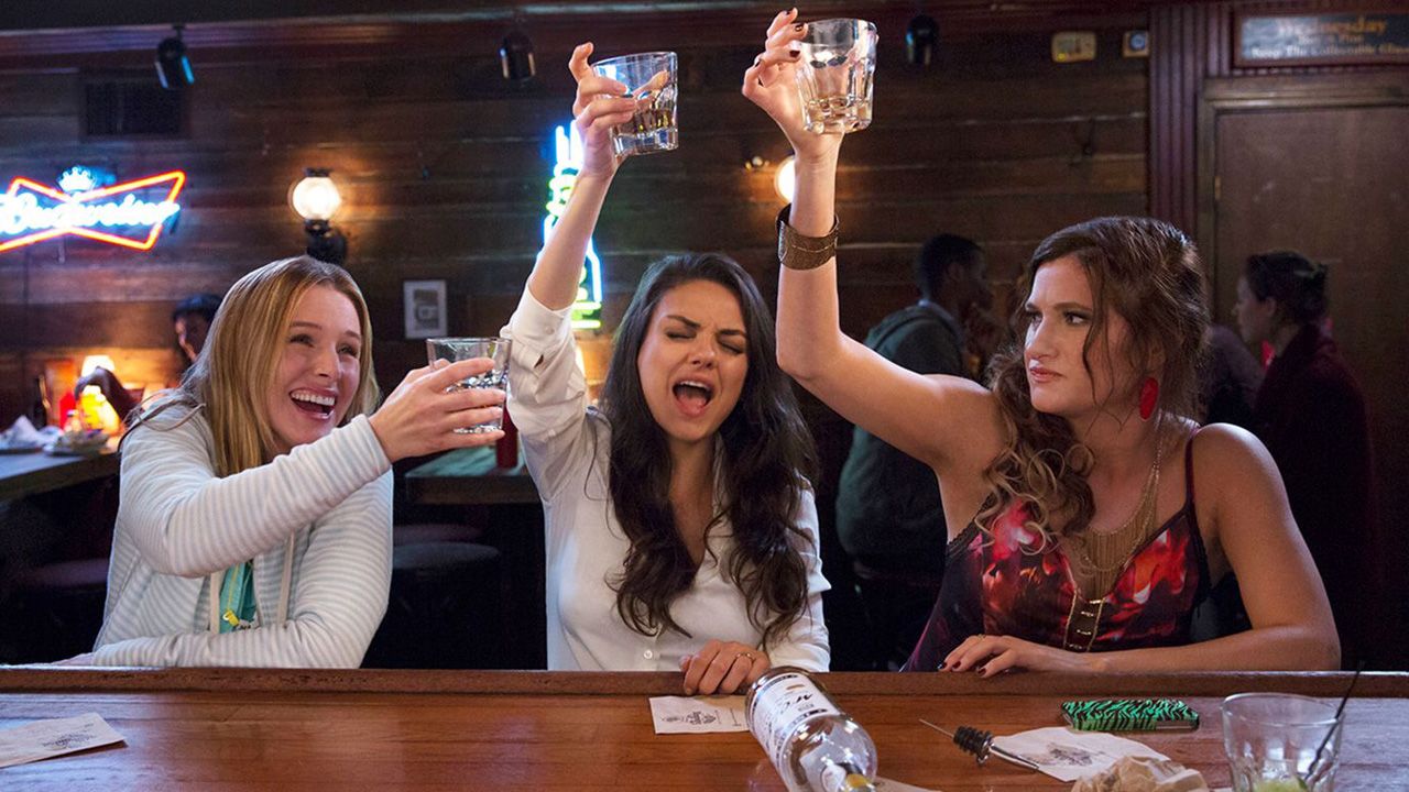 1401x788-bad-moms-df-12691r_0.jpg
