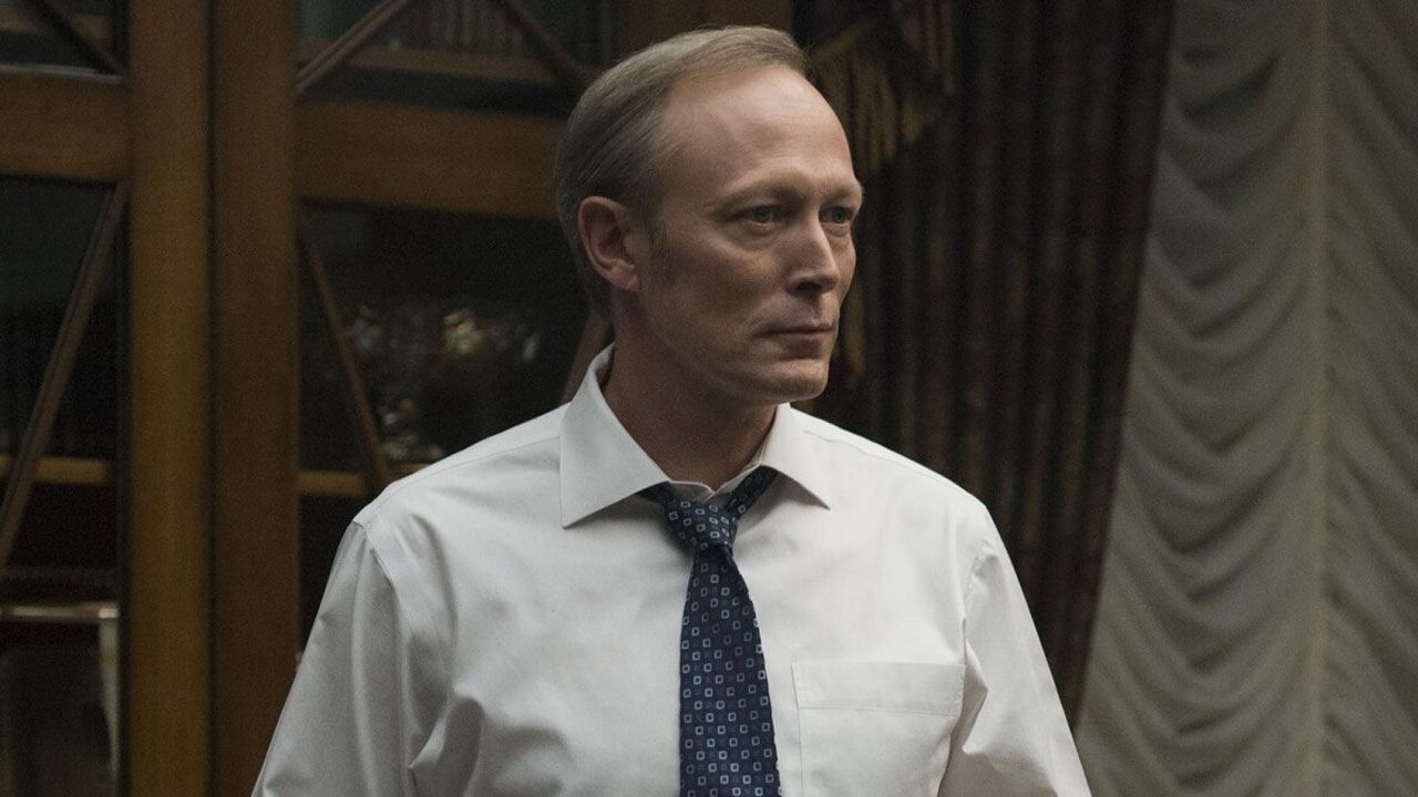larsmikkelsen-houseofcards.jpg