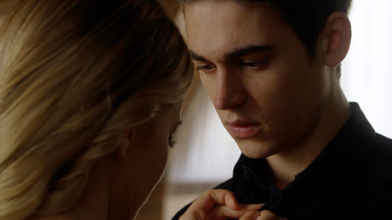 10417_after-everything_still_aftereverythingfirstlookhessa_eng_1014.png