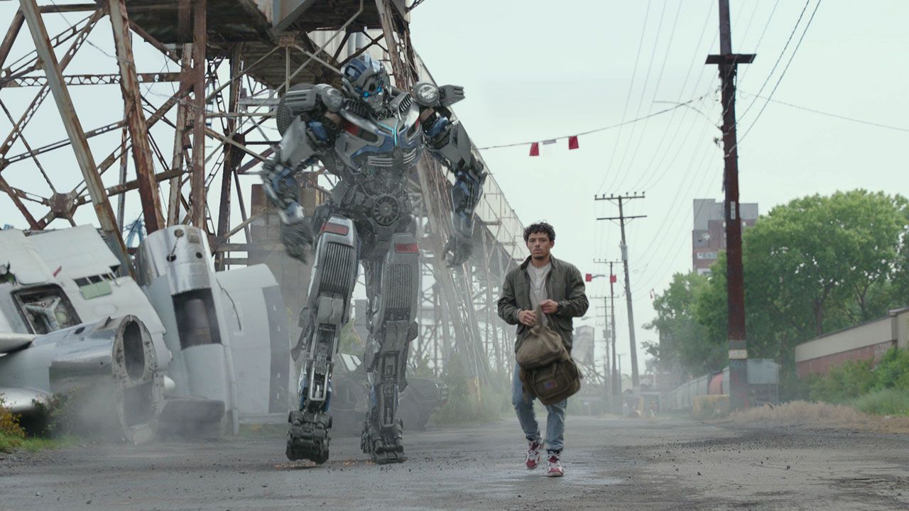 transformers-riseofthebeast.jpg