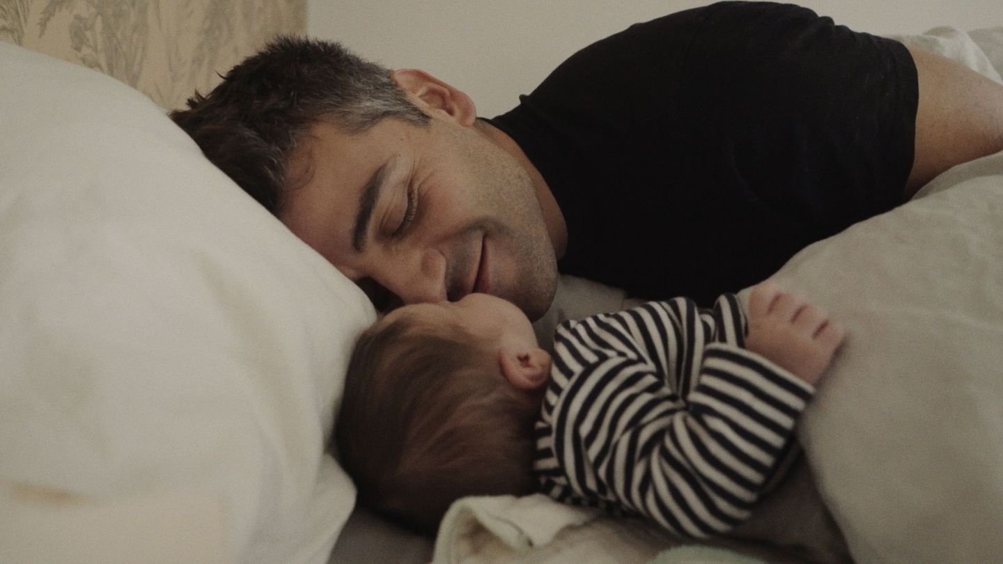 Oscar Isaac og hans søn Eugene