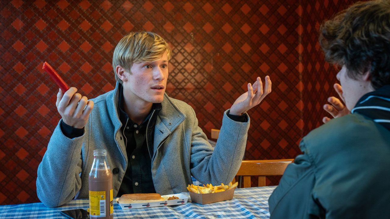 Jomfruer fra Rummet / Nordisk Film