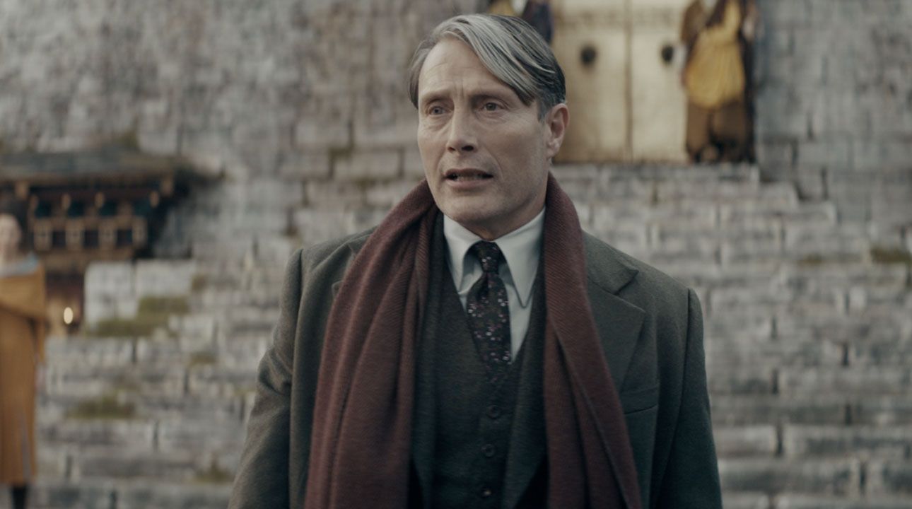 madsmikkelsen-grindelwald-2.jpg