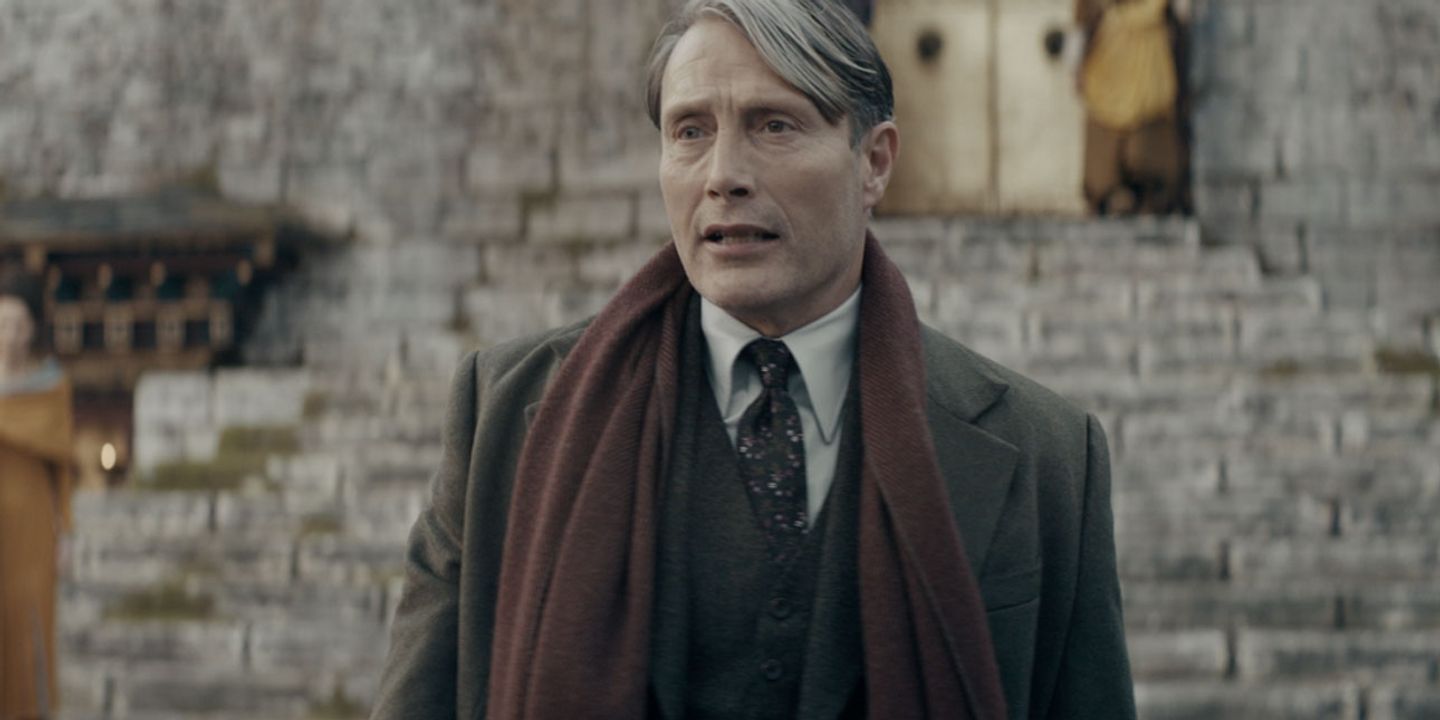 madsmikkelsen-grindelwald-2.jpg