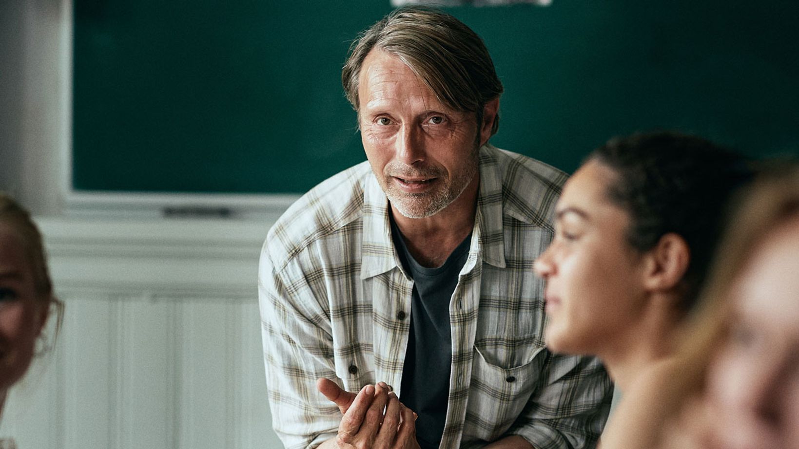 madsmikkelsen_6.jpg