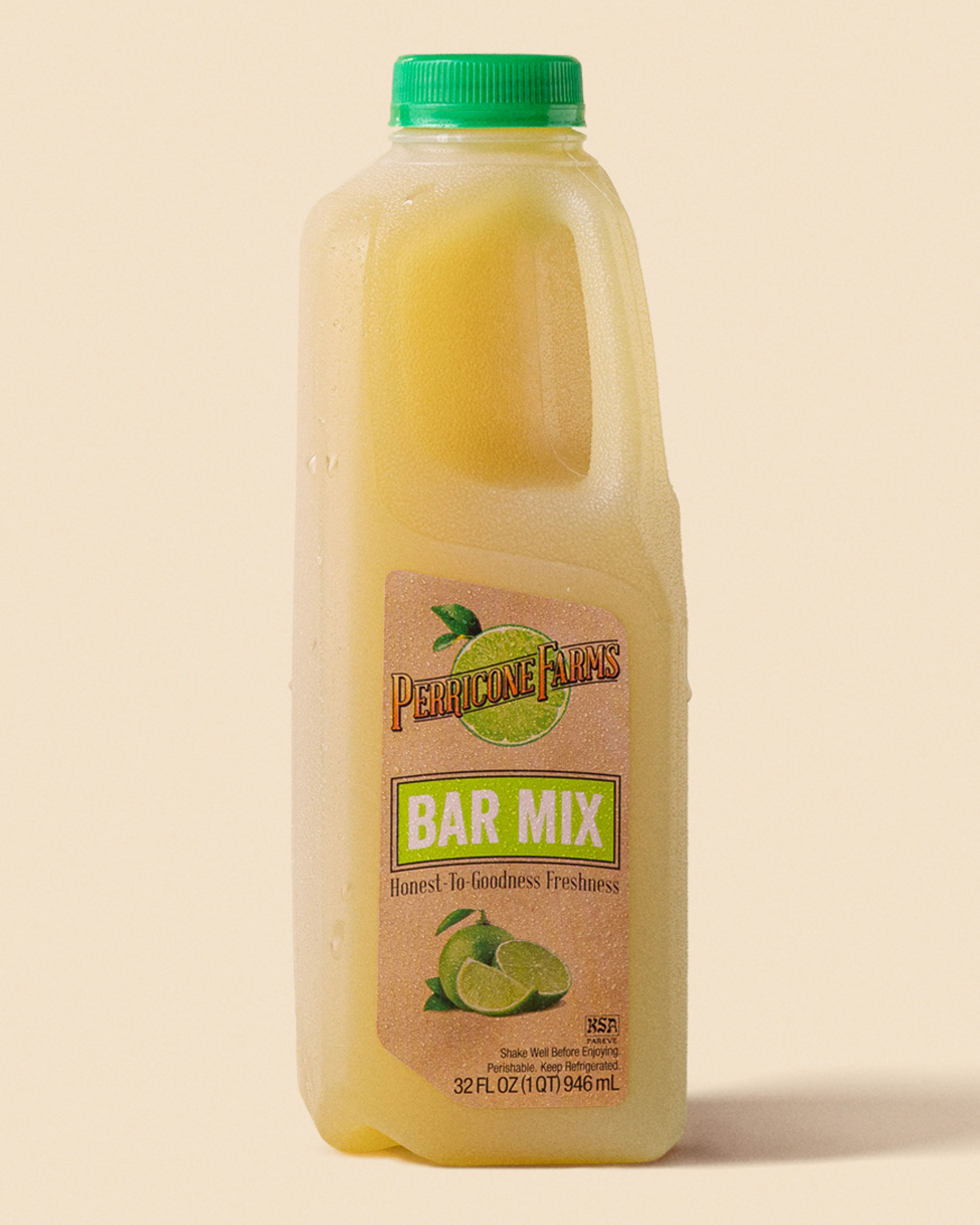 A bottle of Perricone Farms 32 oz. Bar Mix