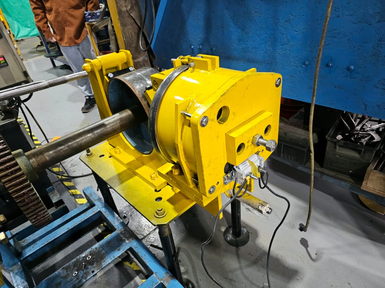 FRENOS ELECTROMAGNÉTICOS PARA SERVICIOS PESADOS SERIE VFE - Vista 2