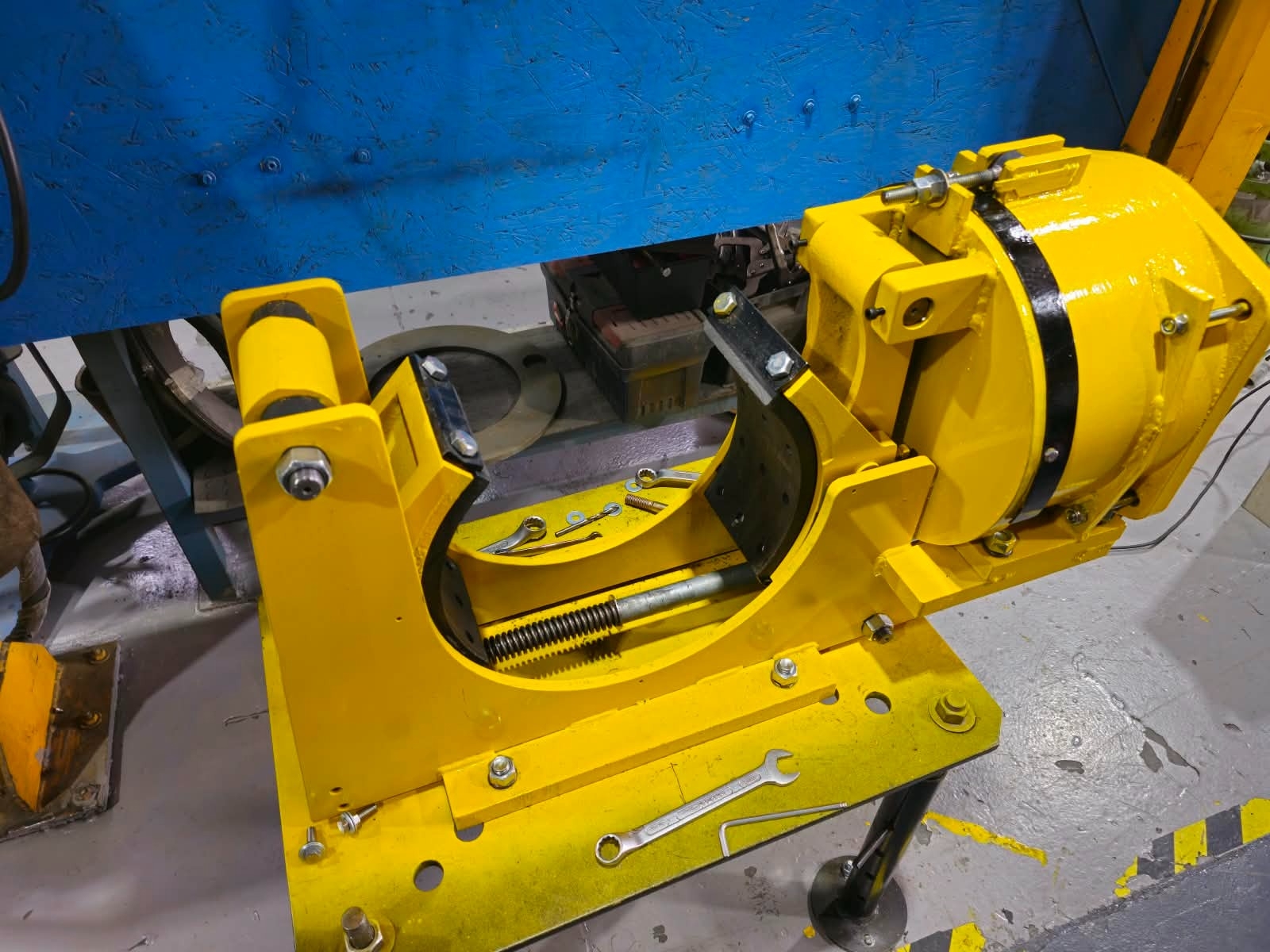 FRENOS ELECTROMAGNÉTICOS PARA SERVICIOS PESADOS SERIE VFE