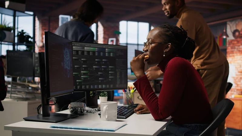 The Best Practices for Maintaining Software & Systems Without Downtime: A Trusted Guide for Businesses